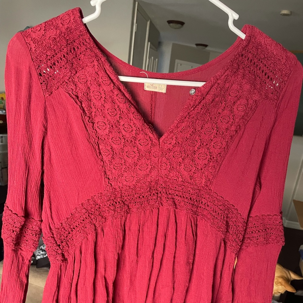 Lightly Worn Women’s Small Hollister Blouse